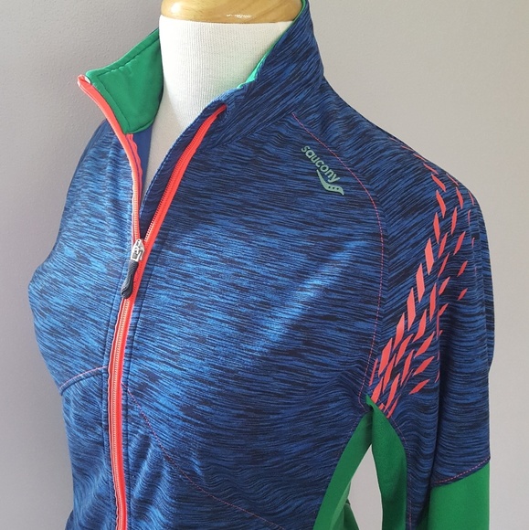 saucony nomad running jacket